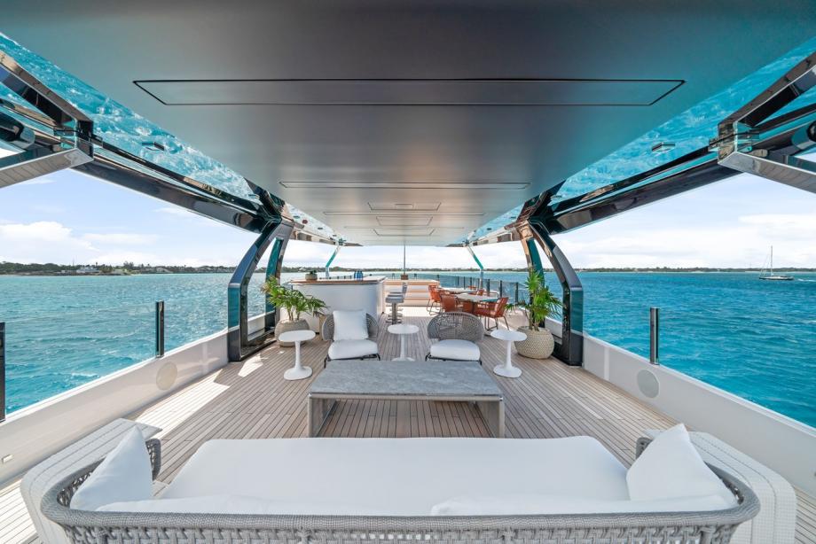 yacht Asante