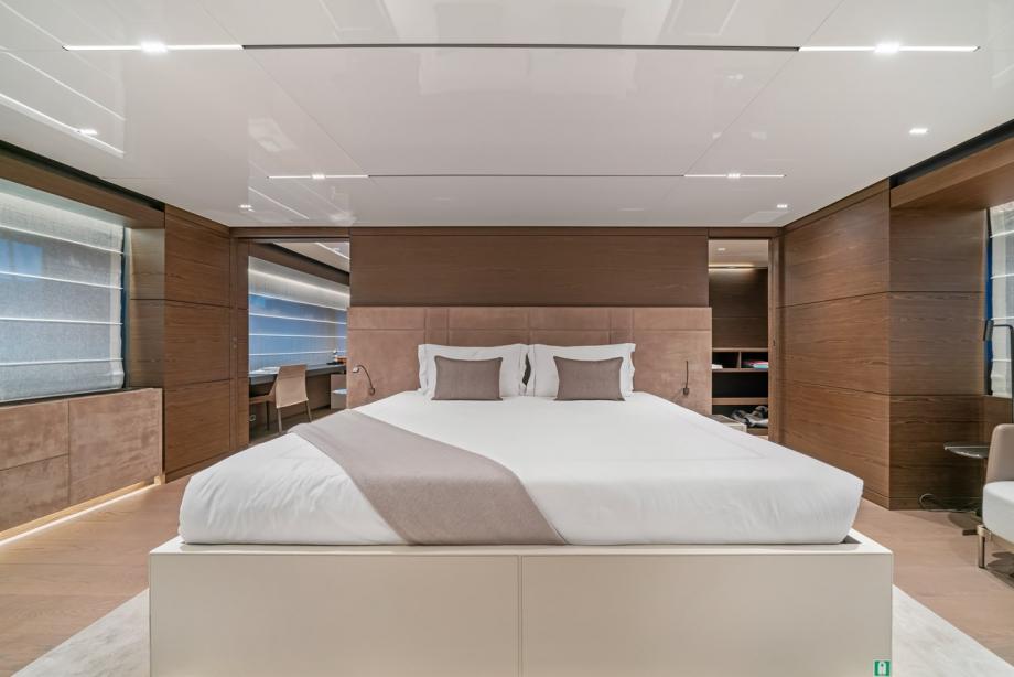 yacht Asante