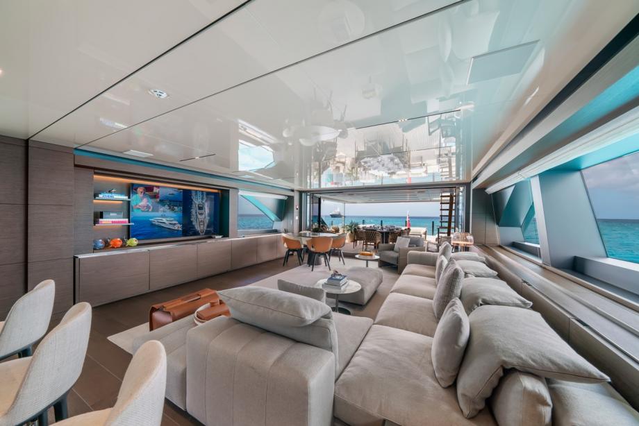 yacht Asante