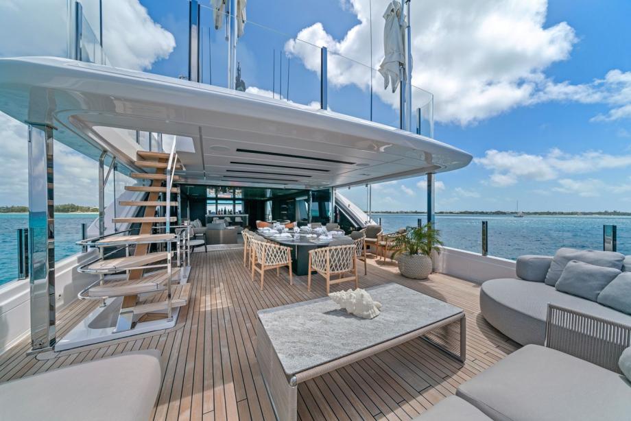yacht Asante