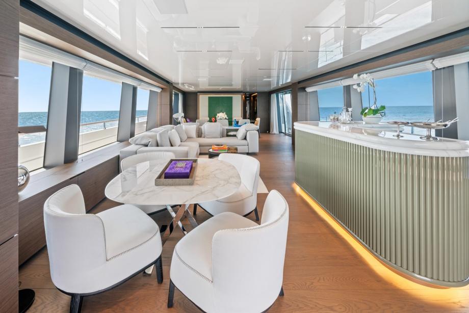 yacht Asante