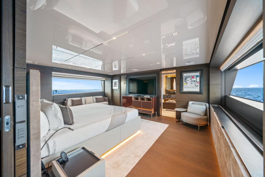 yacht Asante