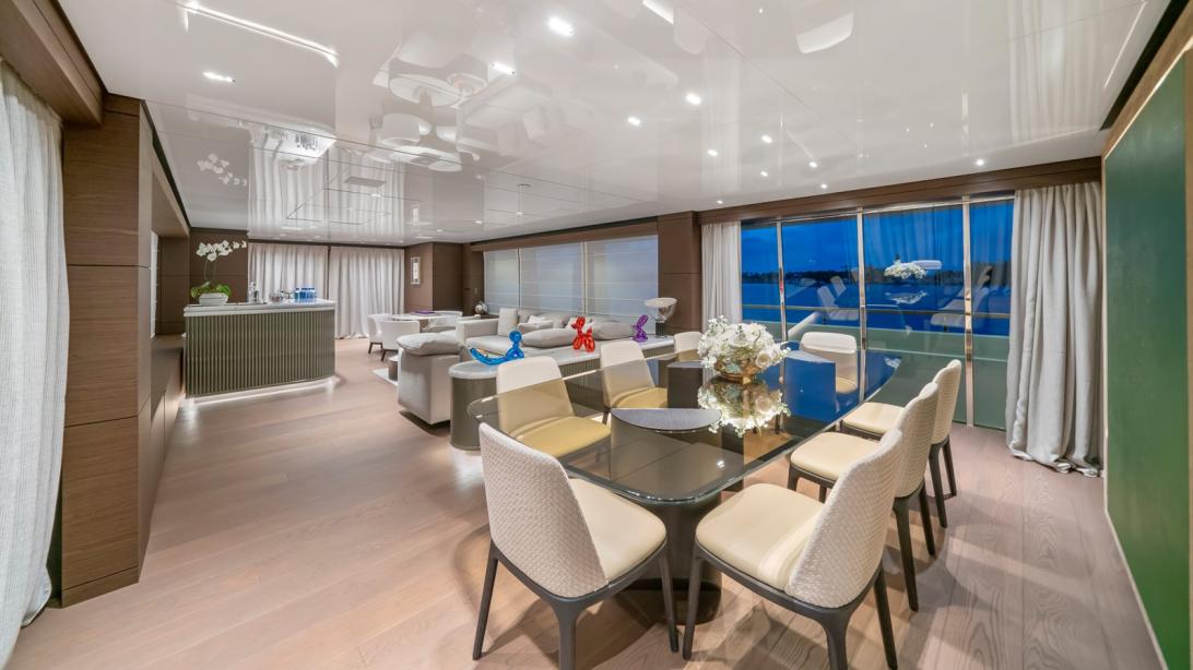 yacht Asante