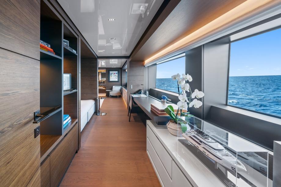 yacht Asante