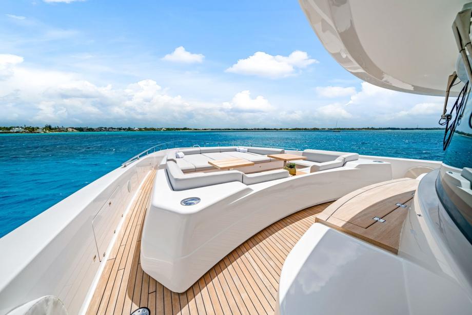 yacht Asante
