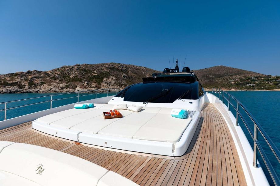 yacht Raph Seven