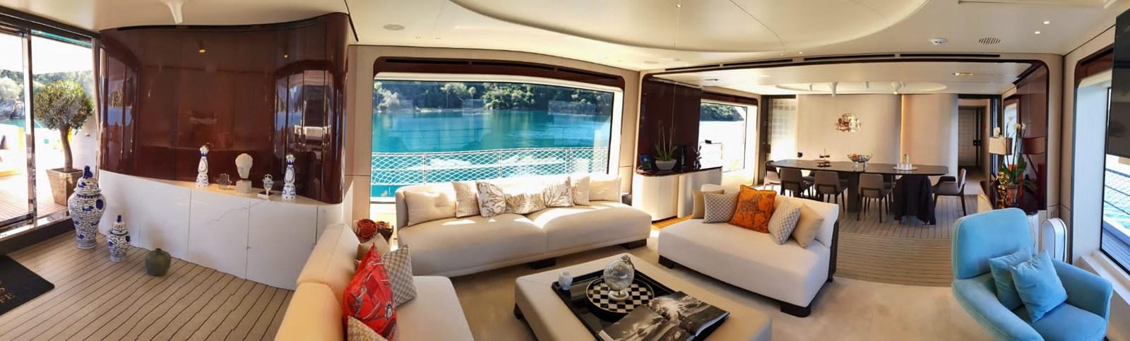 yacht Golden Life