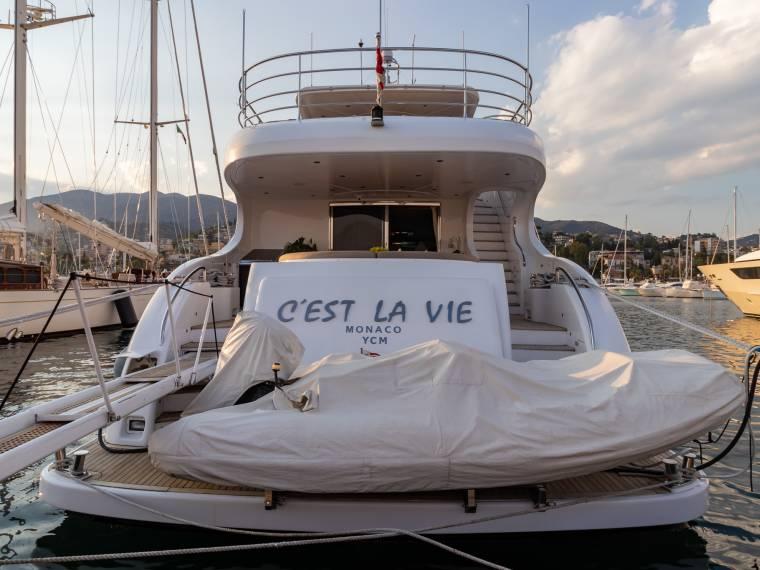 yacht C'est La Vie