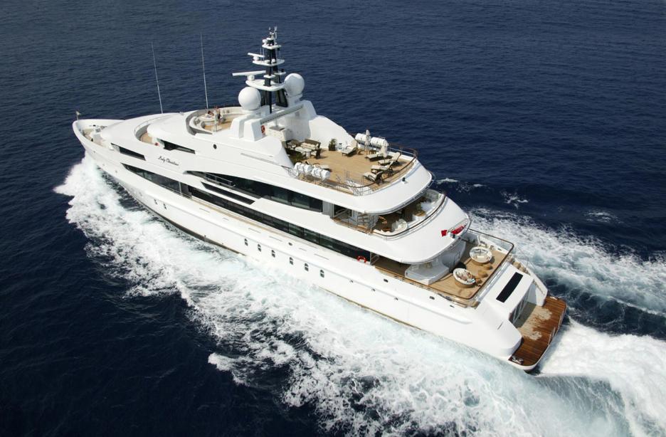 yacht Sea Walk