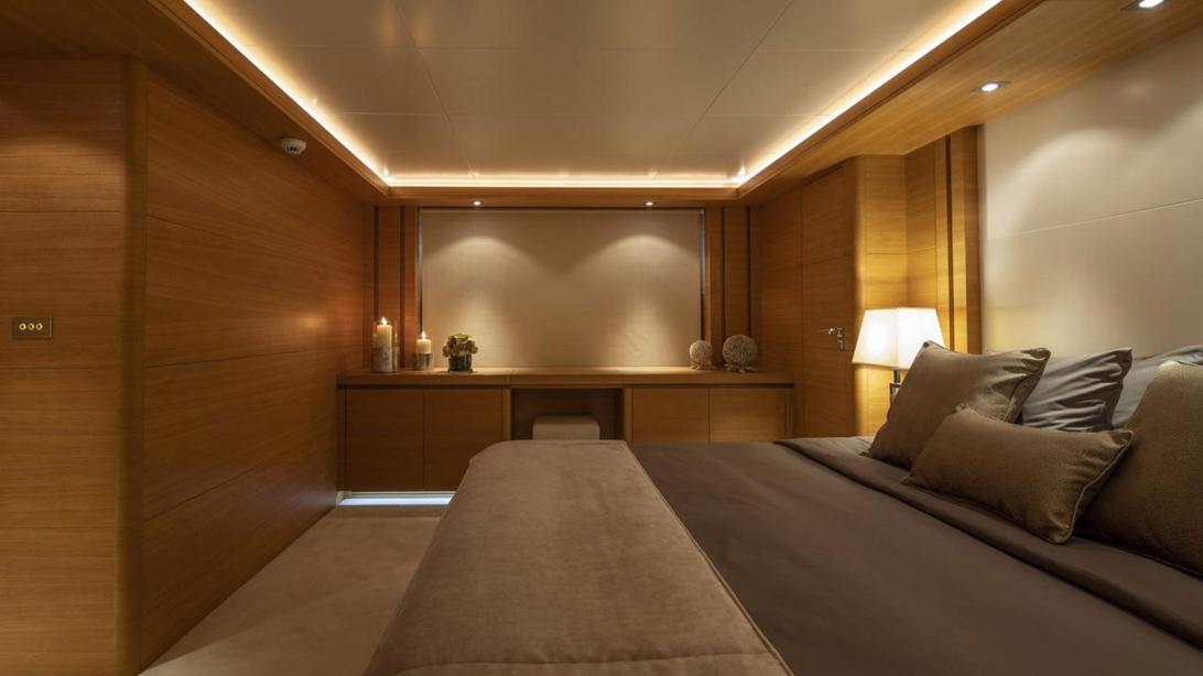 yacht Celia