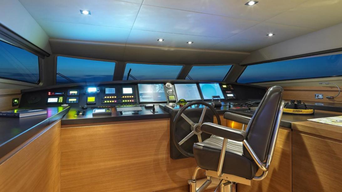 yacht Celia