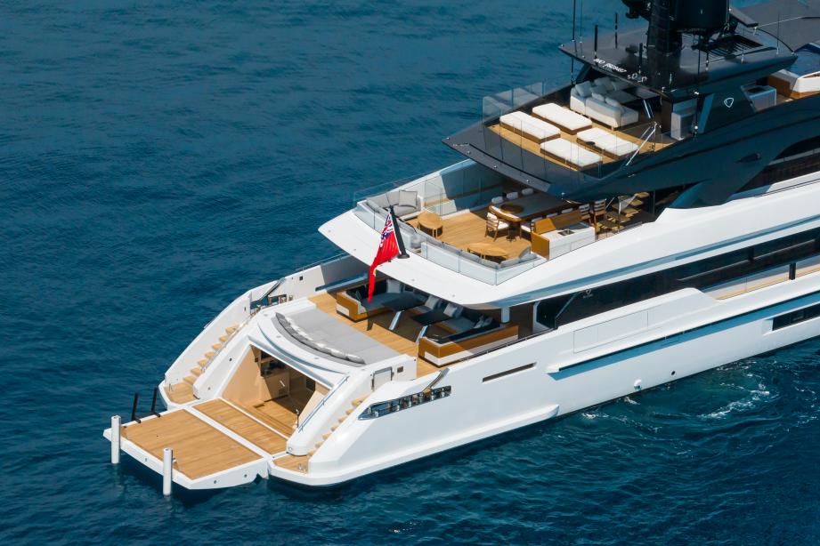yacht Grey