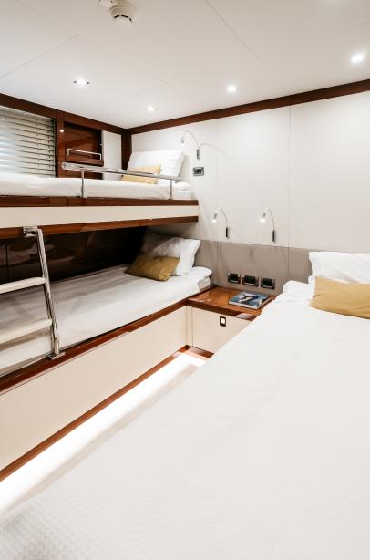 yacht Bering 92 Papillon