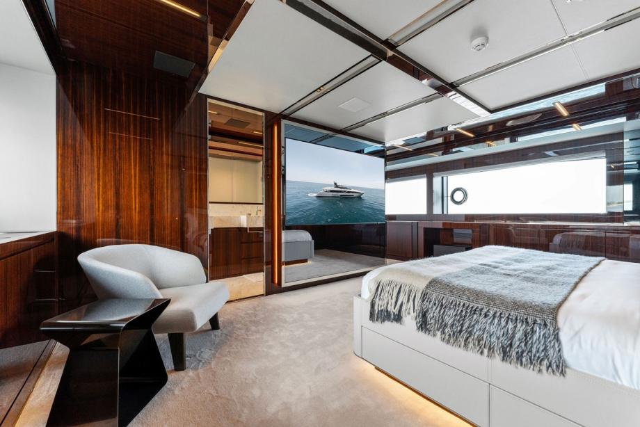 yacht Chop Chop
