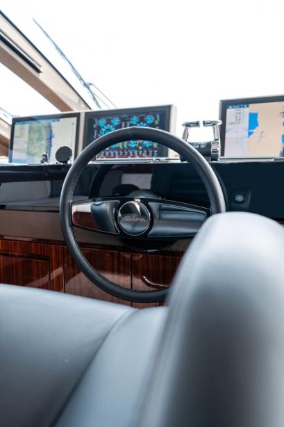 yacht Chop Chop