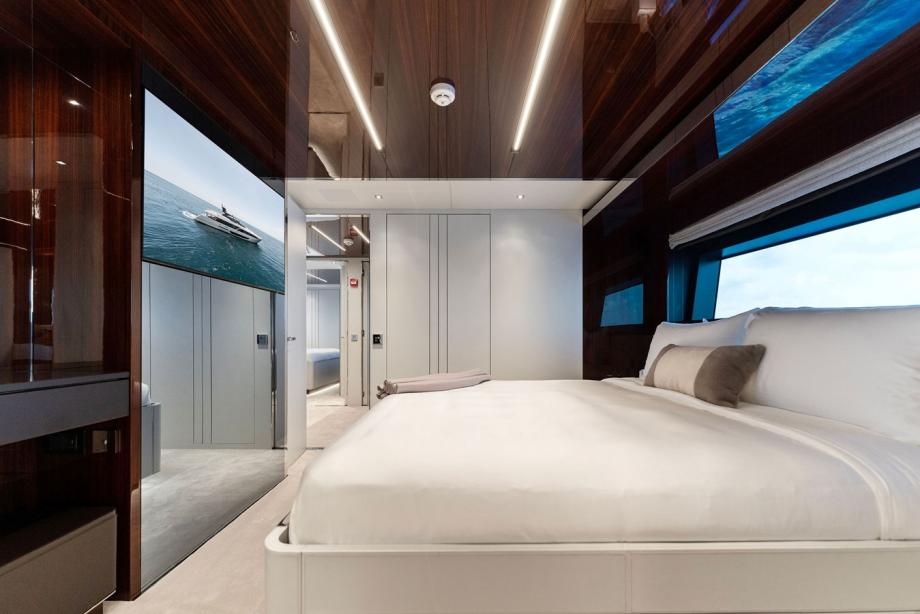 yacht Chop Chop