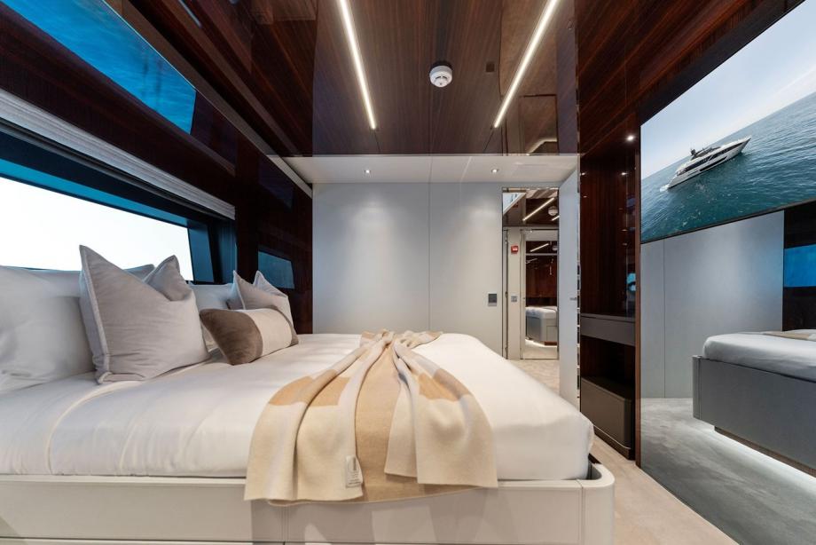 yacht Chop Chop
