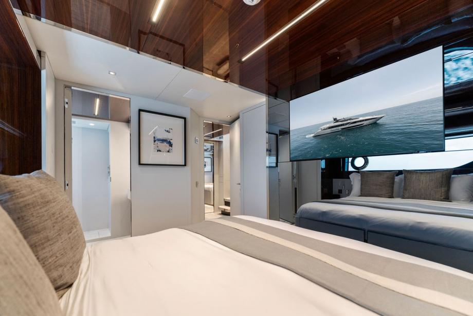 yacht Chop Chop