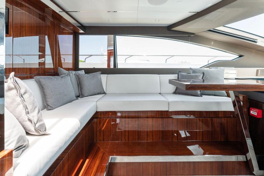 yacht Chop Chop