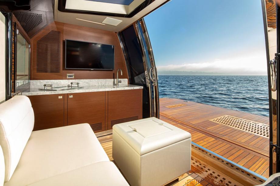 yacht TLC