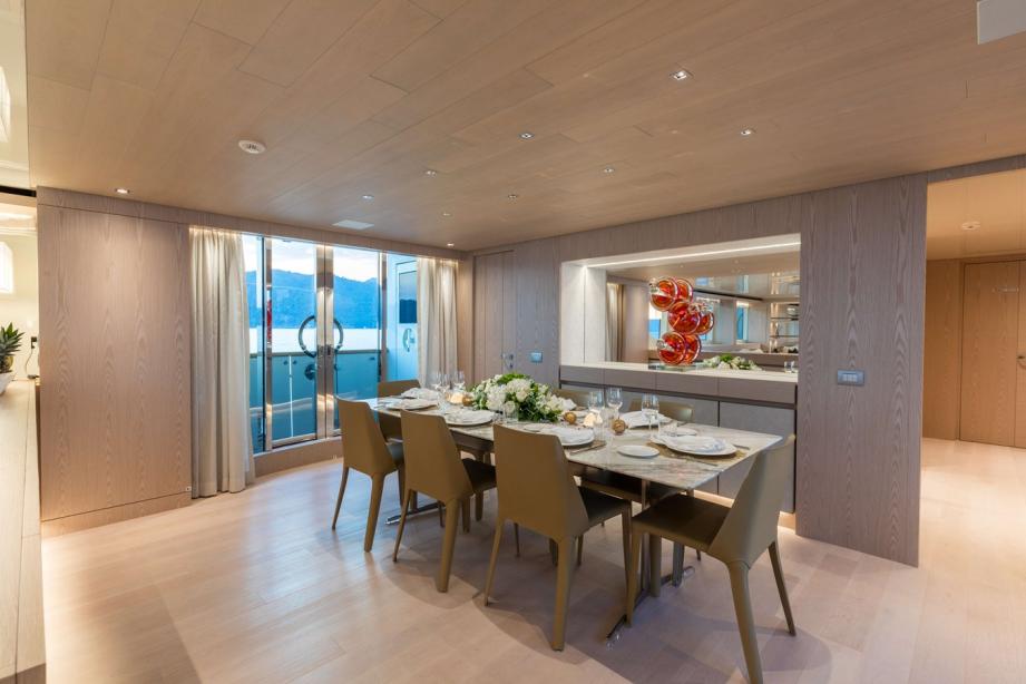 yacht Glory