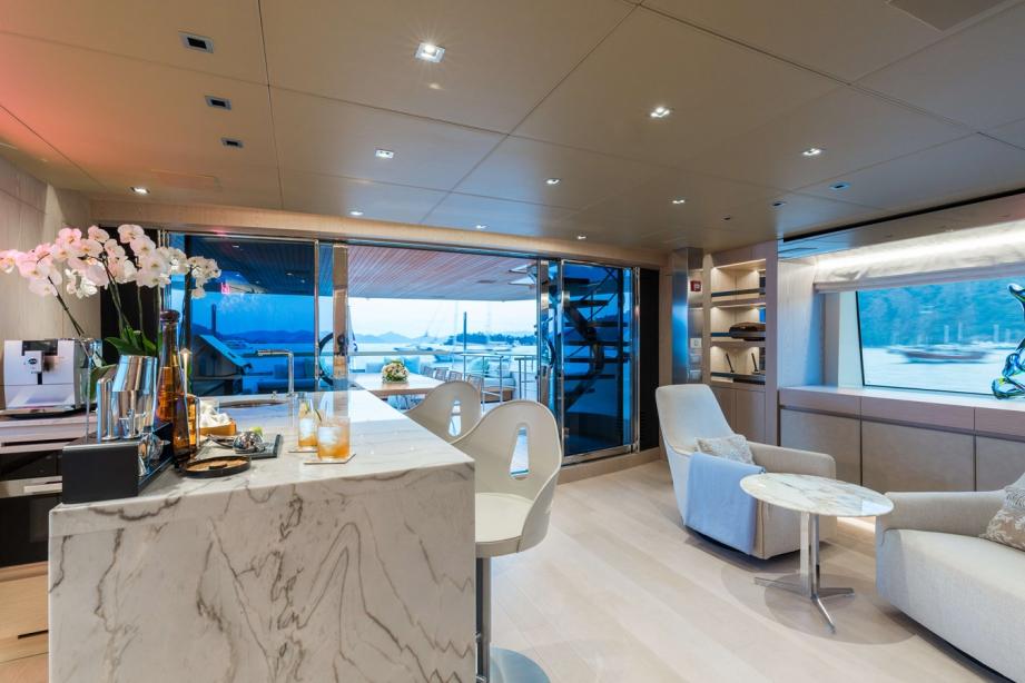 yacht Glory