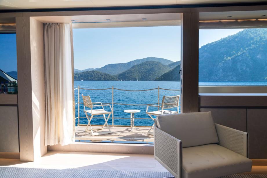 yacht Glory