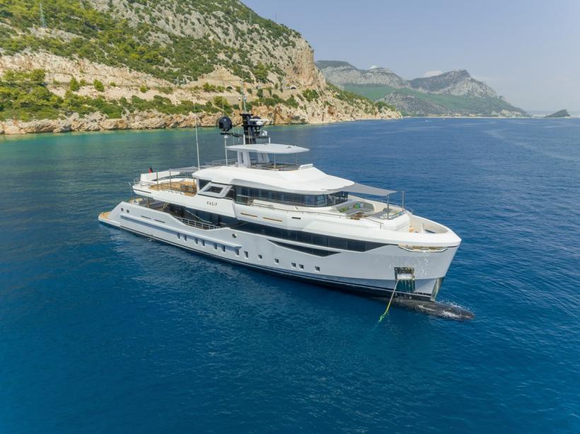 yacht Kasif