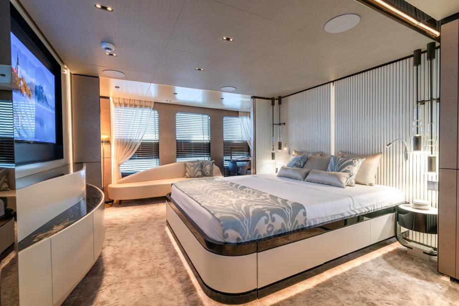 yacht Kasif