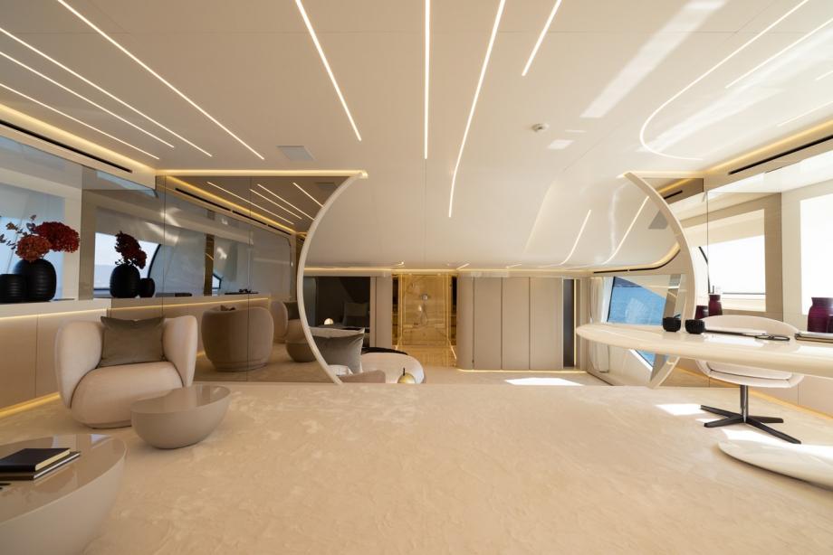 yacht N1