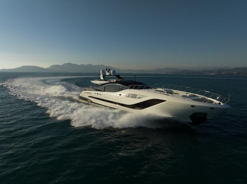 yacht N1