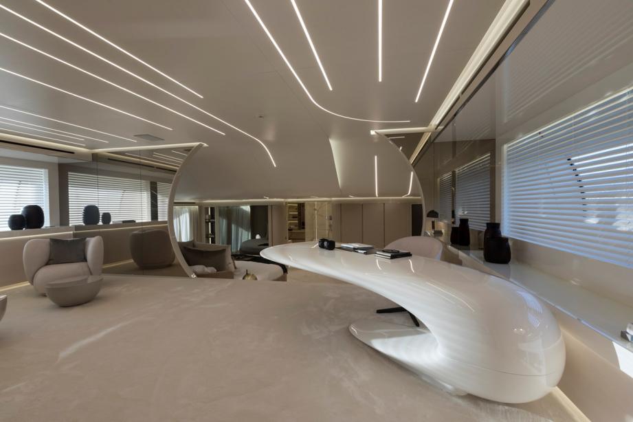 yacht N1