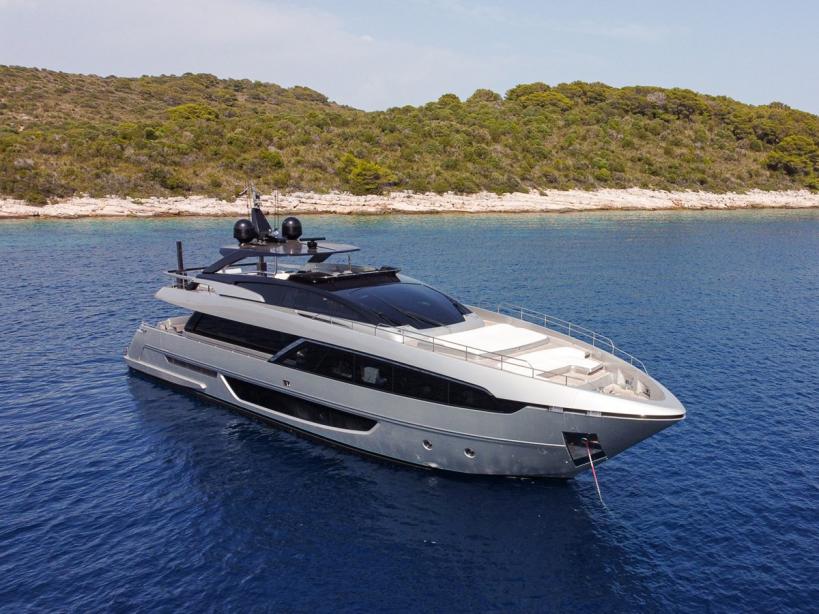 yacht No Stress