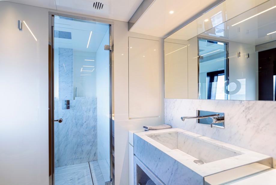 yacht No Stress
