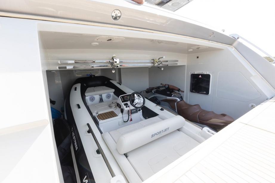 yacht No Stress