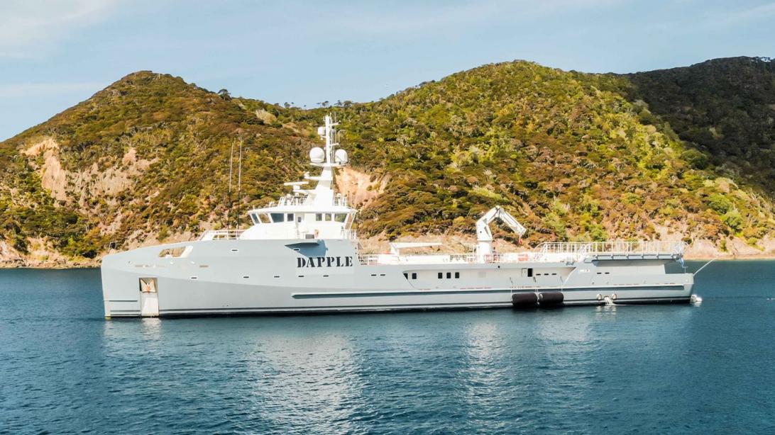 yacht Wingman