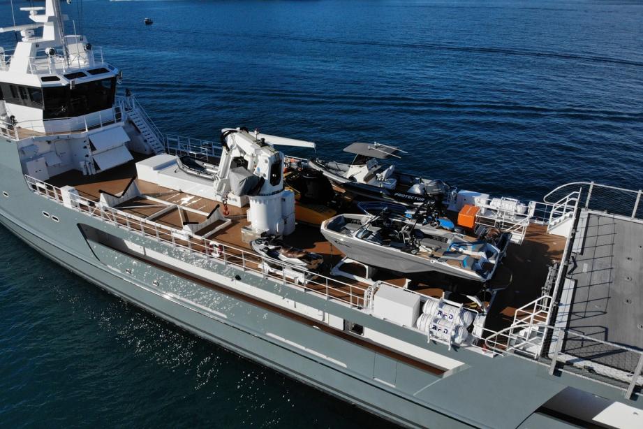 yacht Wingman