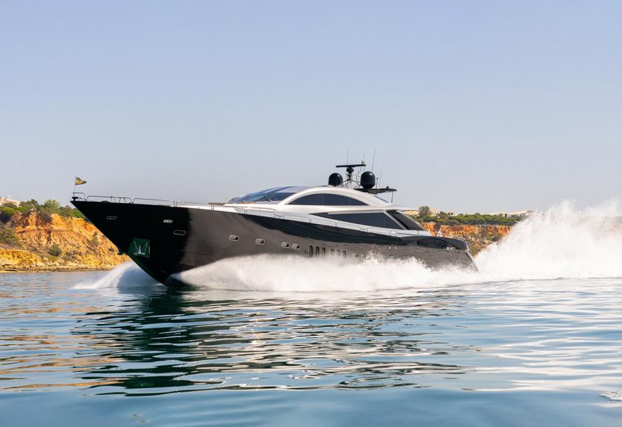 yacht Gee Whizz