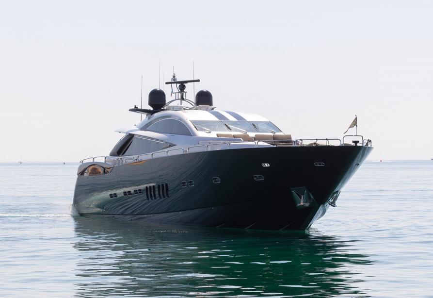 yacht Gee Whizz