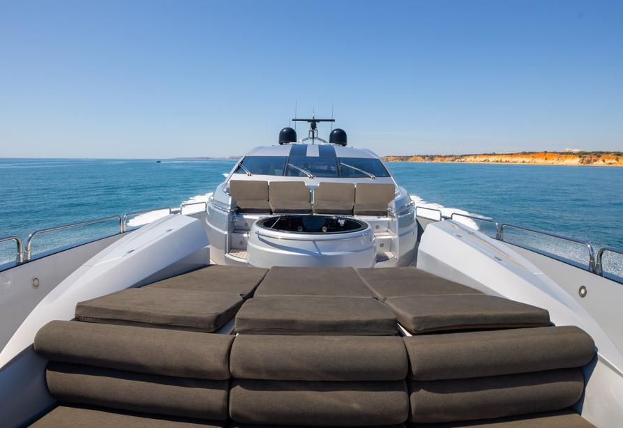 yacht Gee Whizz