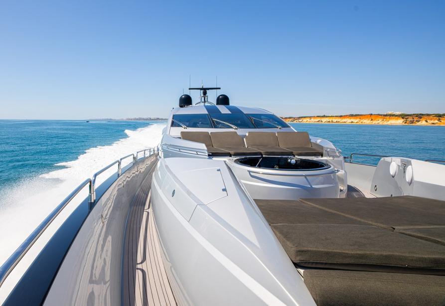 yacht Gee Whizz