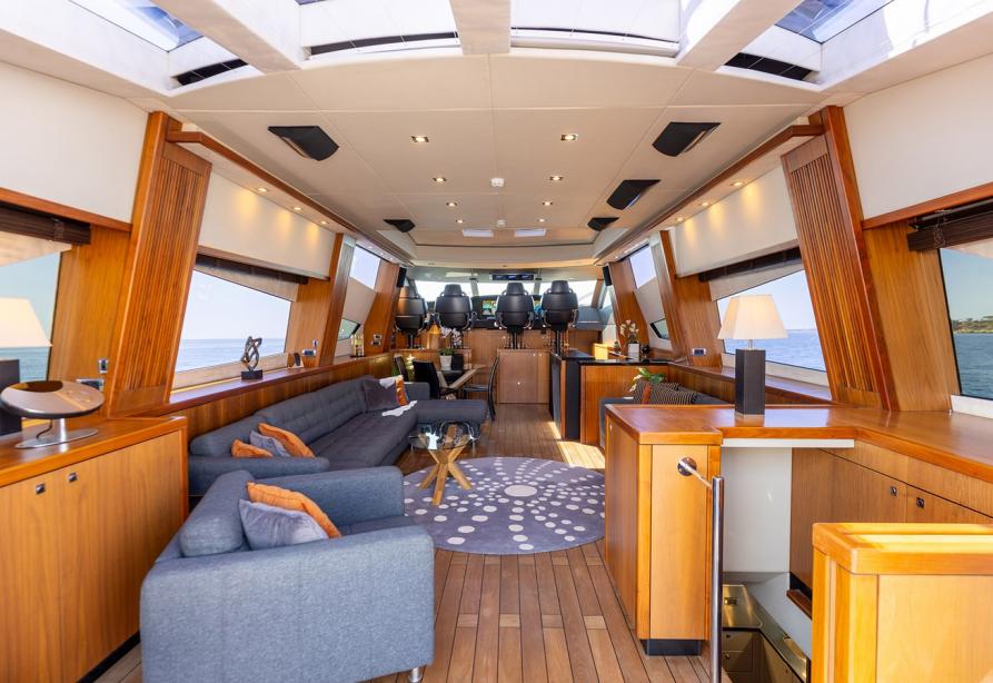 yacht Gee Whizz