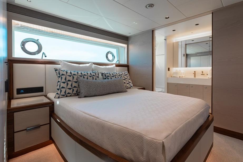 yacht Wiggle Room