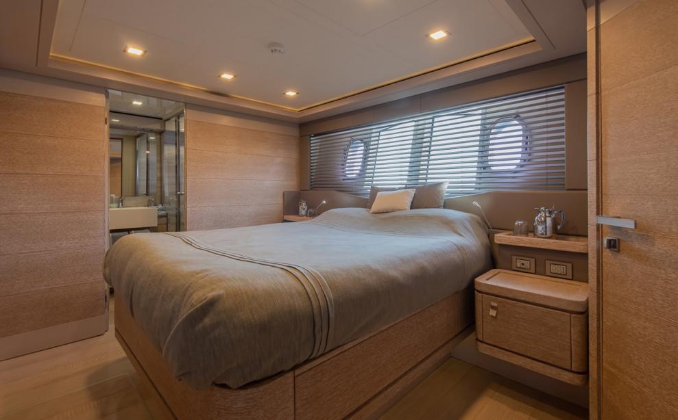 yacht Daloli