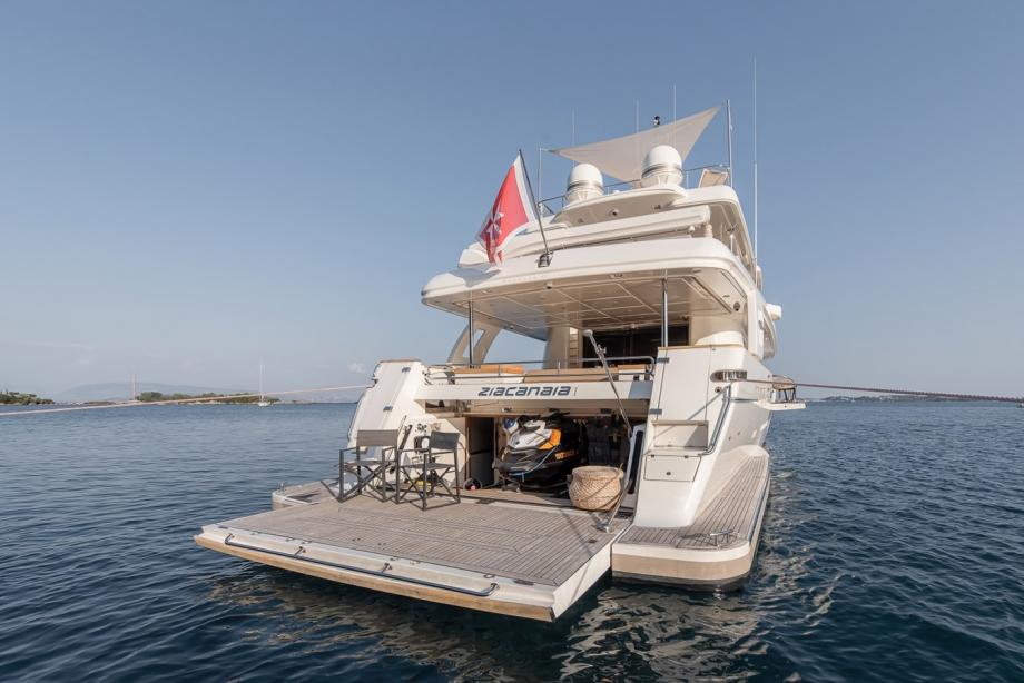 yacht Daloli