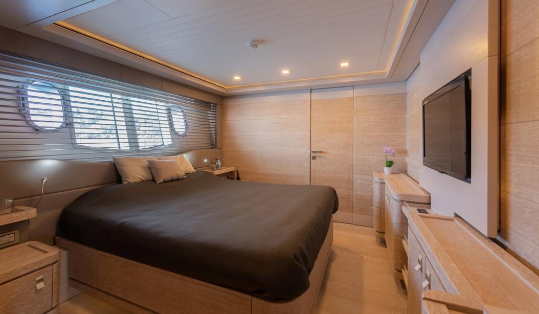yacht Daloli