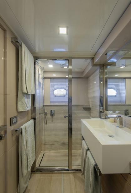 yacht Daloli