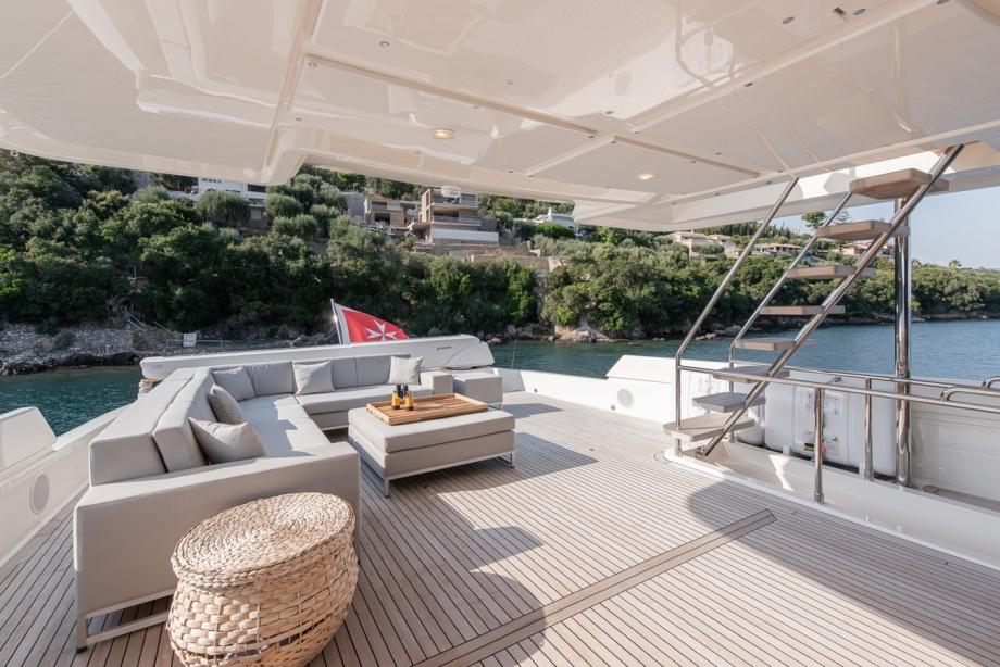 yacht Daloli