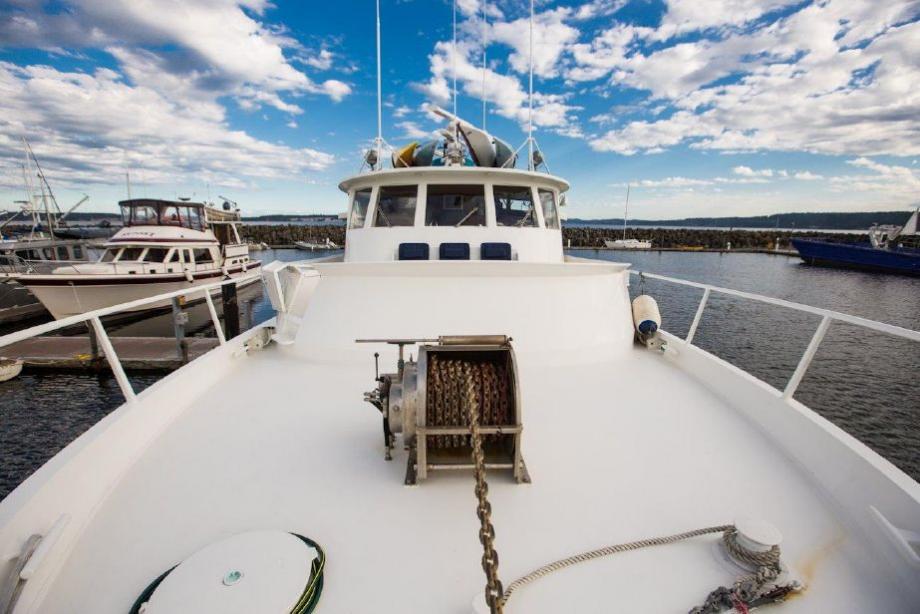 yacht Alaskan Legend