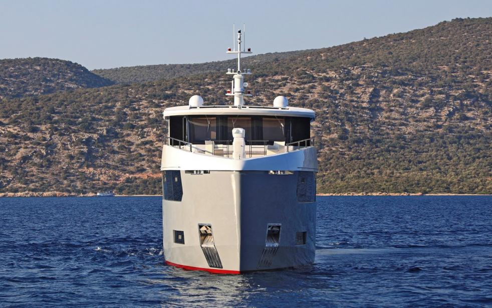 yacht Explorer M26